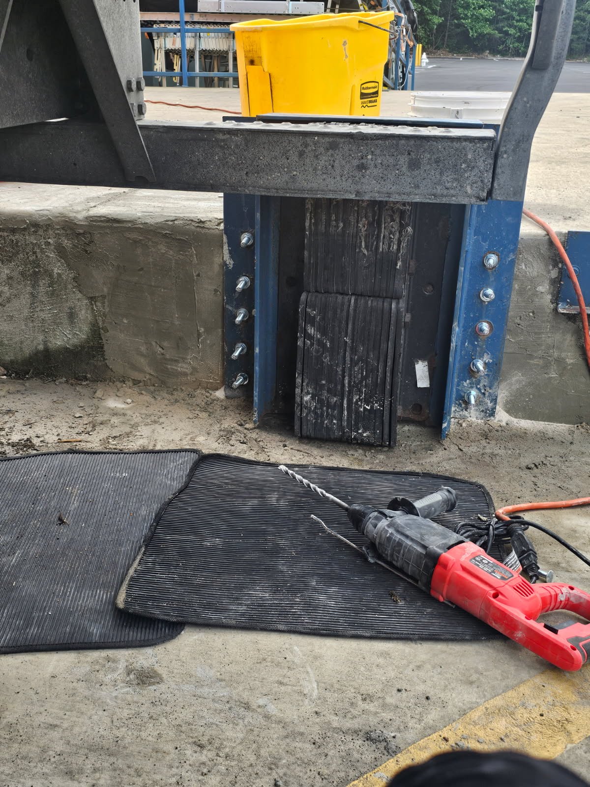 Loading Dock project photo 16